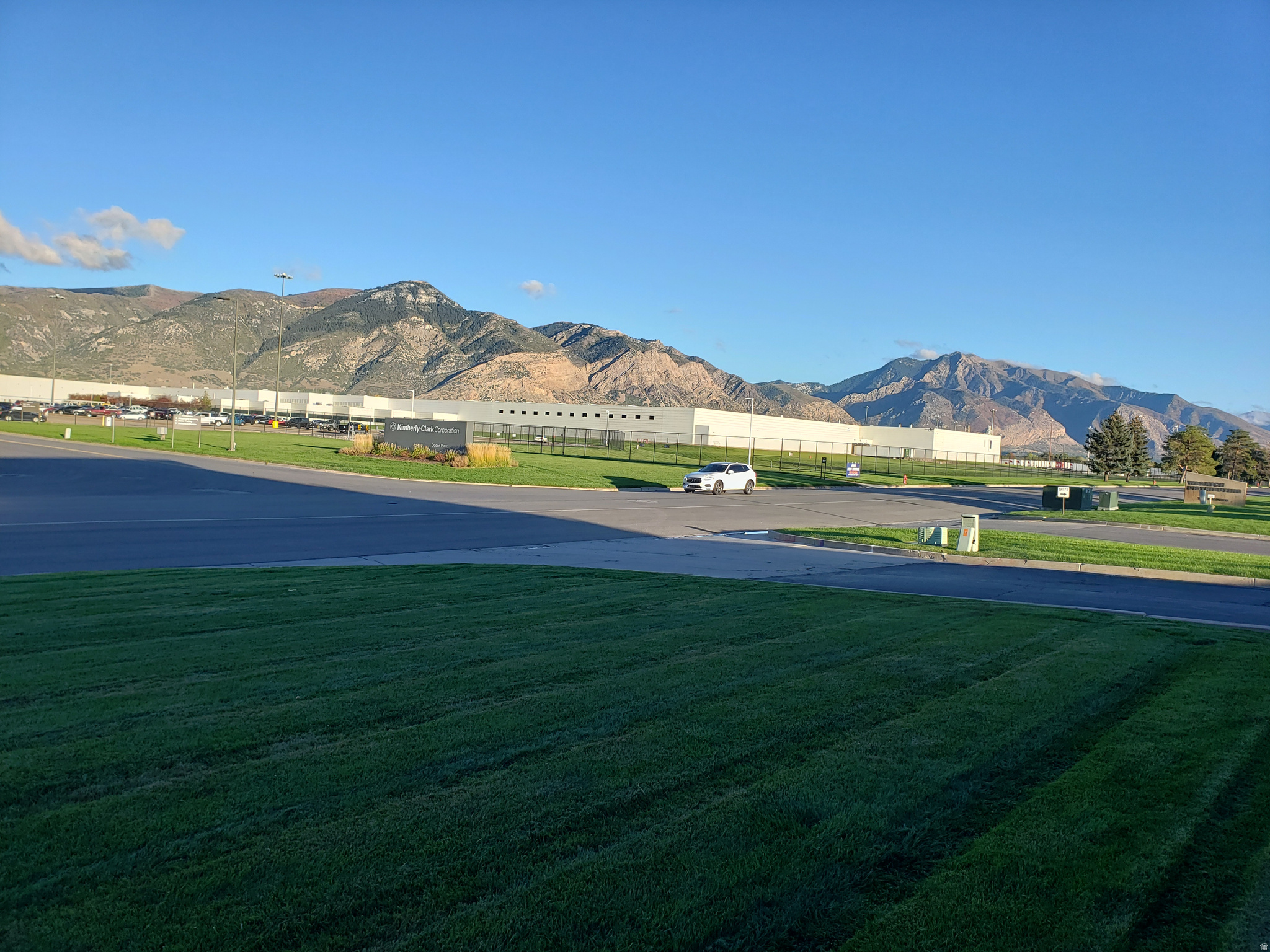 FOXRUN - Commercial Sale