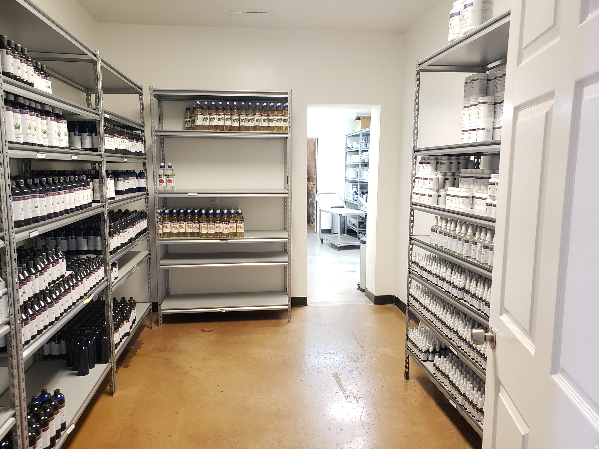 FOXRUN - Commercial Sale