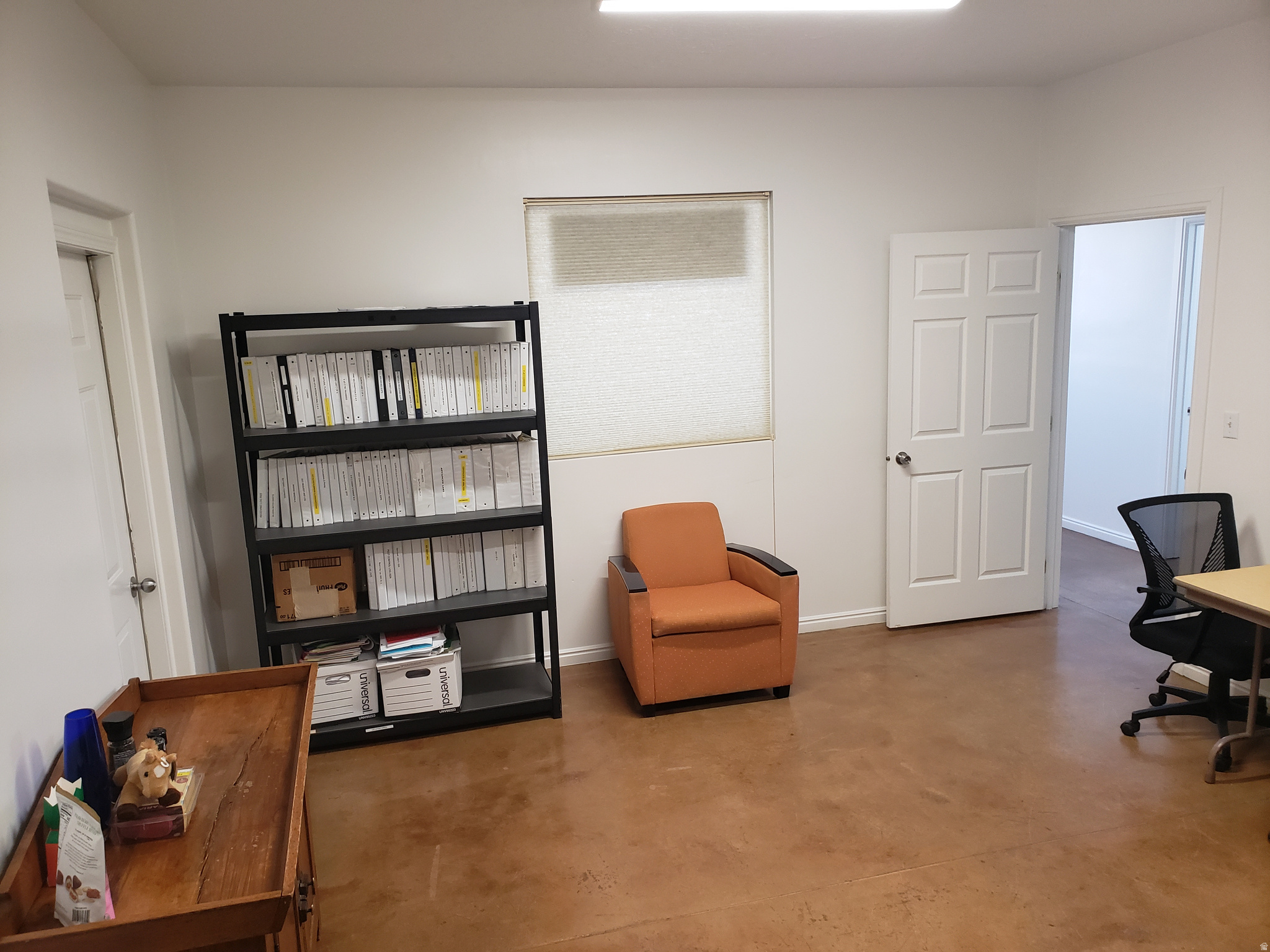 FOXRUN - Commercial Sale