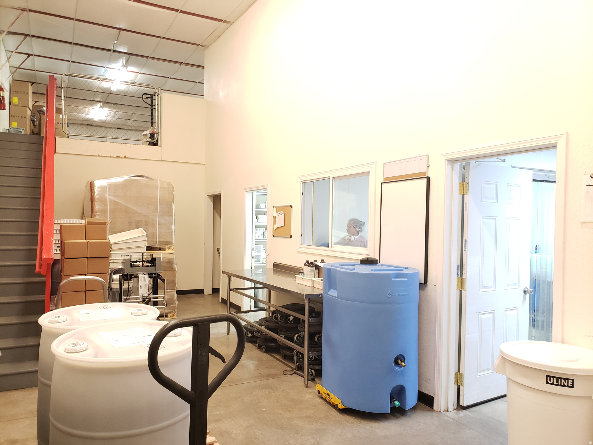 FOXRUN - Commercial Sale