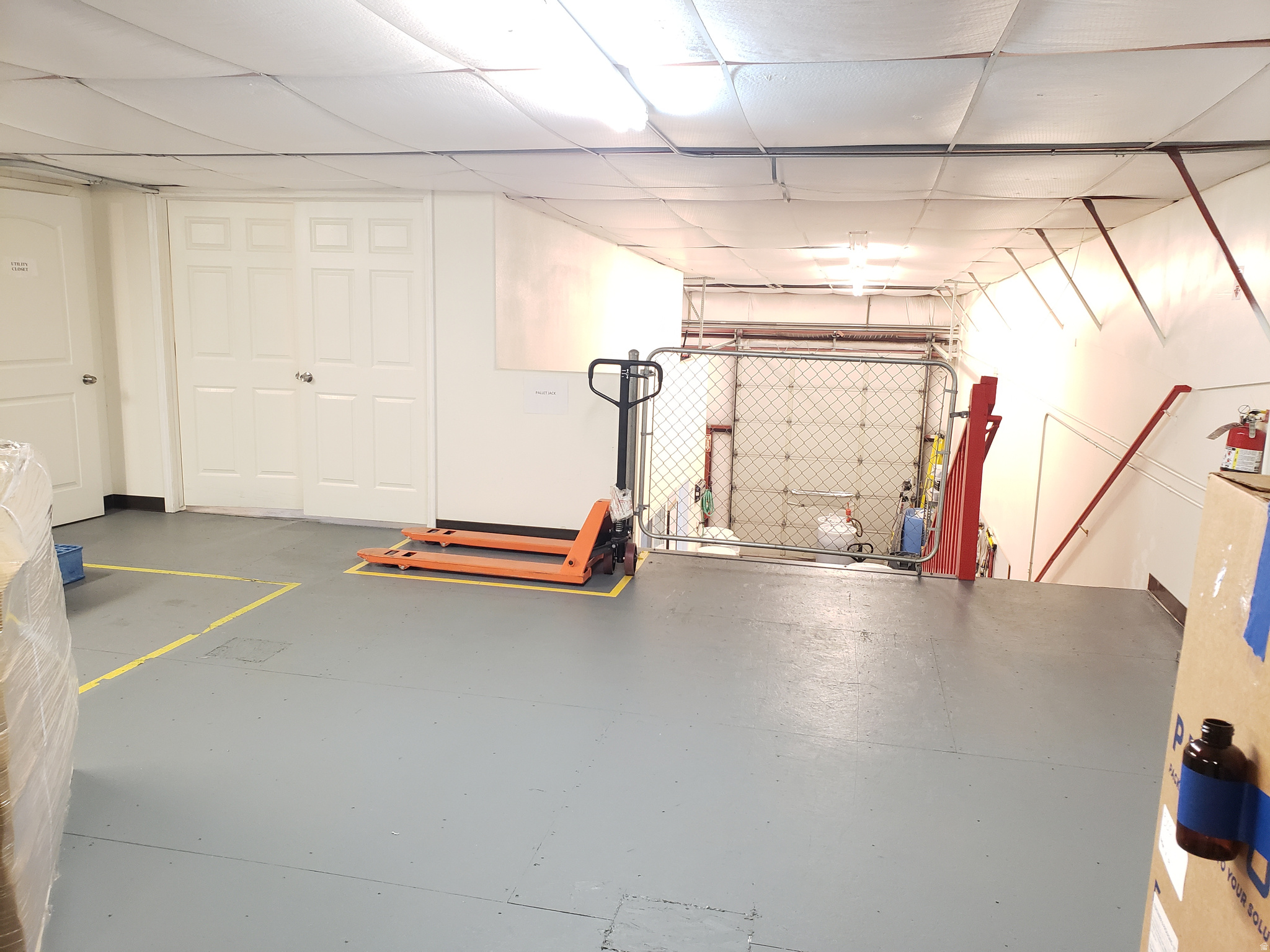 FOXRUN - Commercial Sale