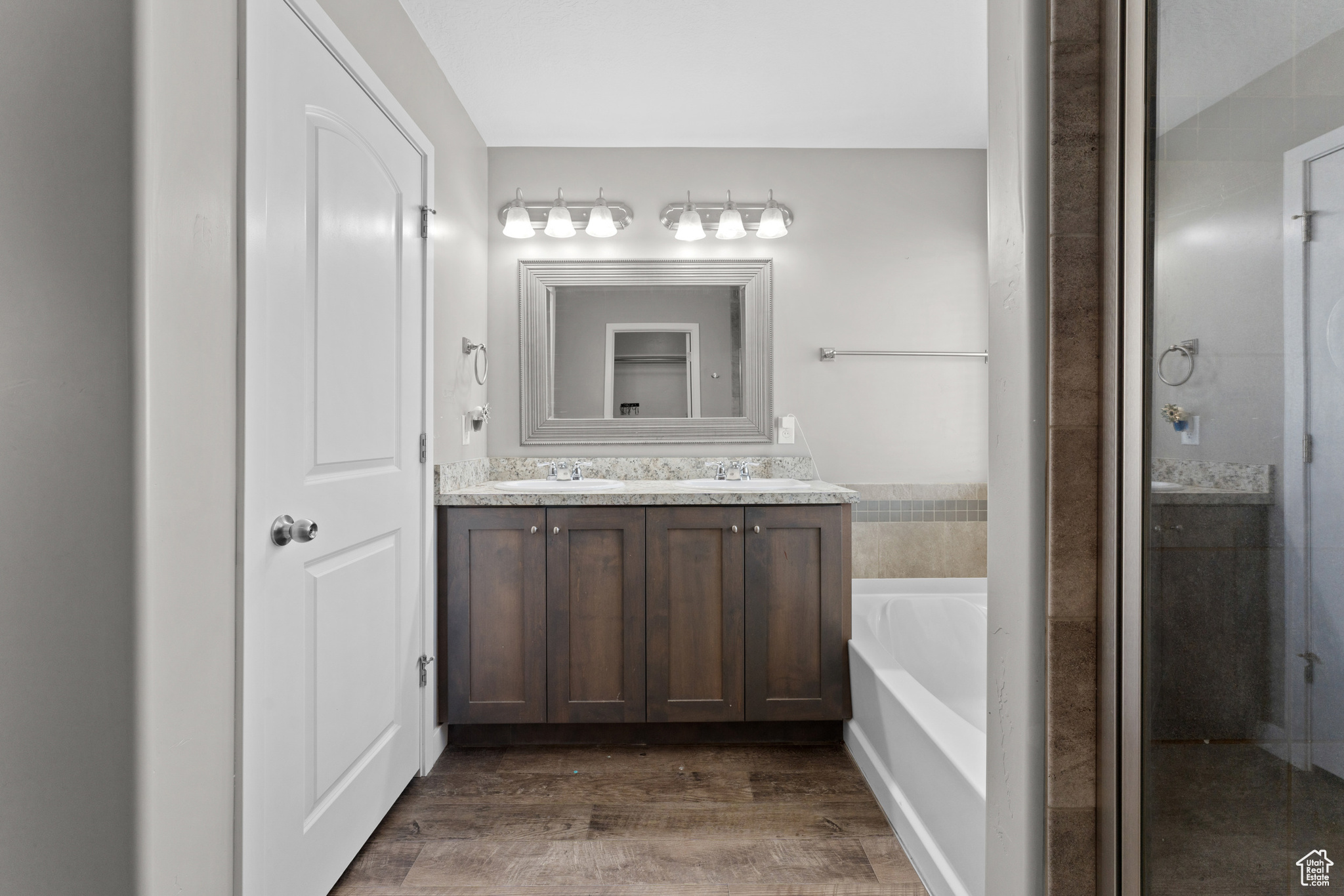 YOSEMITE PARK - Residential