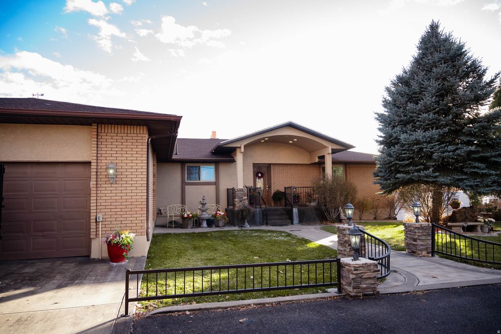 Photo of 110 E 300 S, Beaver, UT 84713 (MLS # 2146003)