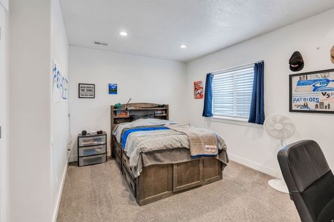 Tiny photo for 758 N PINNACLE LN W, Saratoga Springs, UT 84045 (MLS # 2139170)
