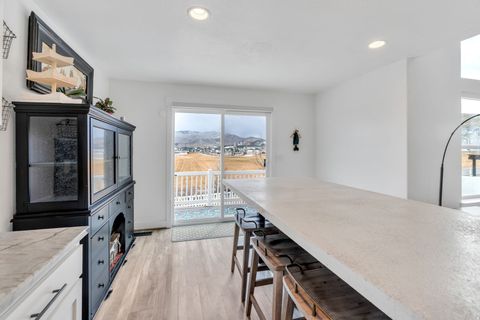 Tiny photo for 758 N PINNACLE LN W, Saratoga Springs, UT 84045 (MLS # 2139170)