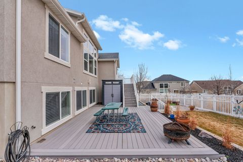 Tiny photo for 758 N PINNACLE LN W, Saratoga Springs, UT 84045 (MLS # 2139170)