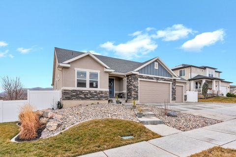 Tiny photo for 758 N PINNACLE LN W, Saratoga Springs, UT 84045 (MLS # 2139170)