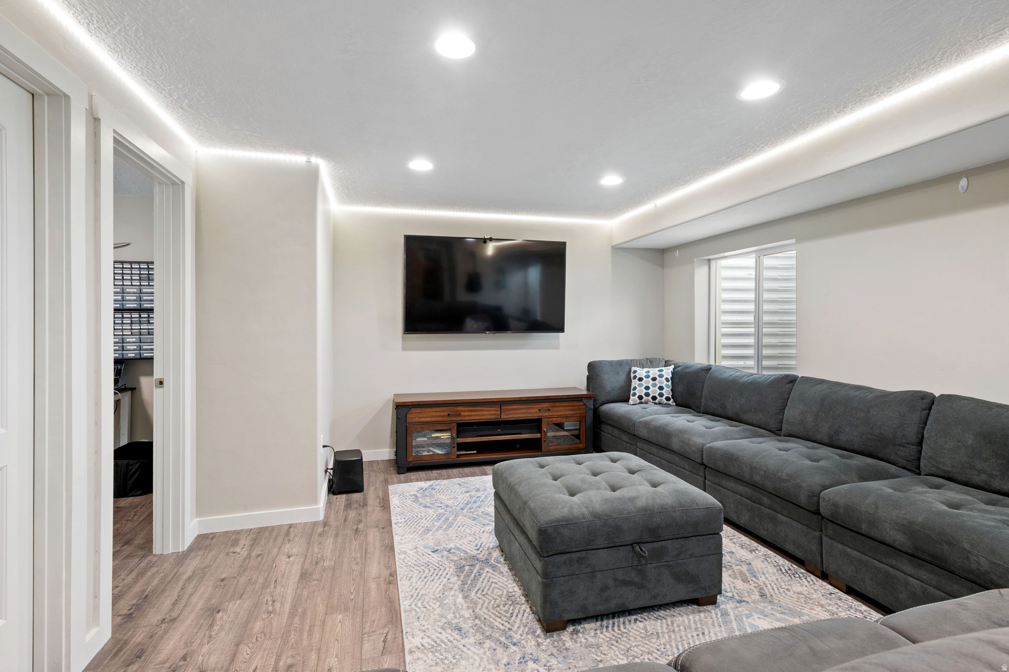 OVERLAND - Residential