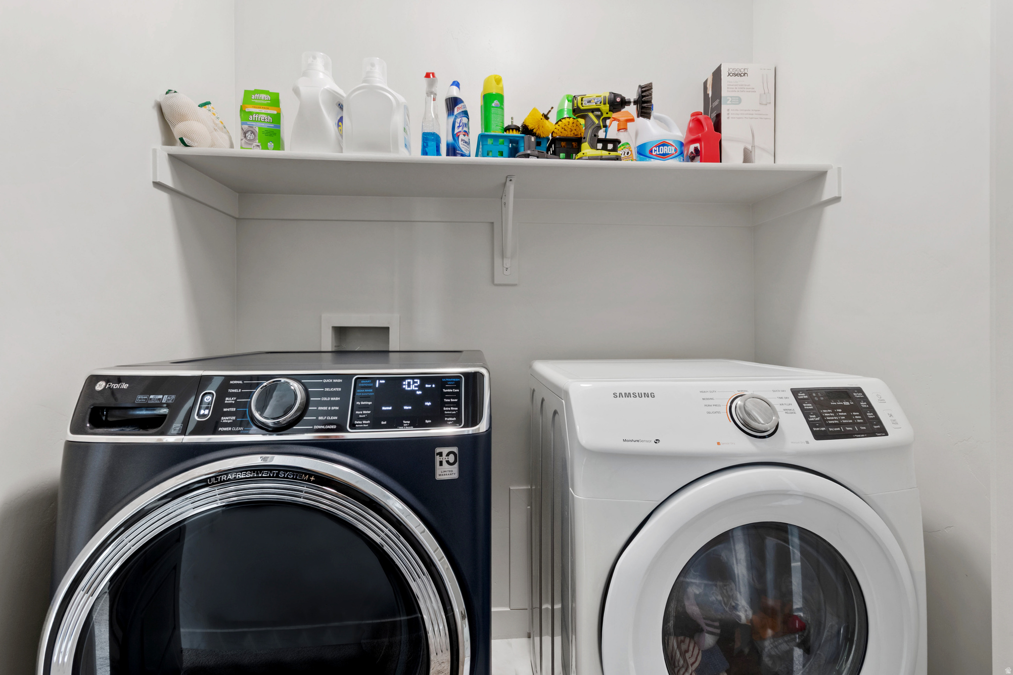 OVERLAND - Residential