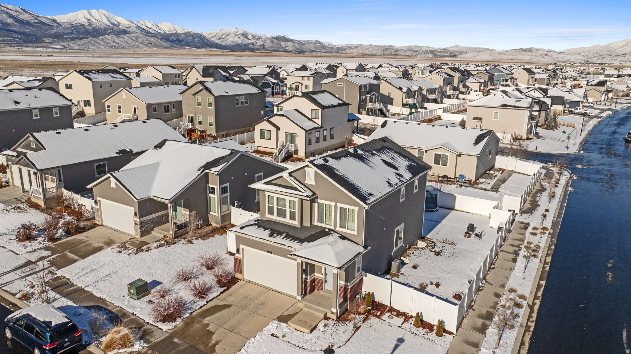 OVERLAND - Residential