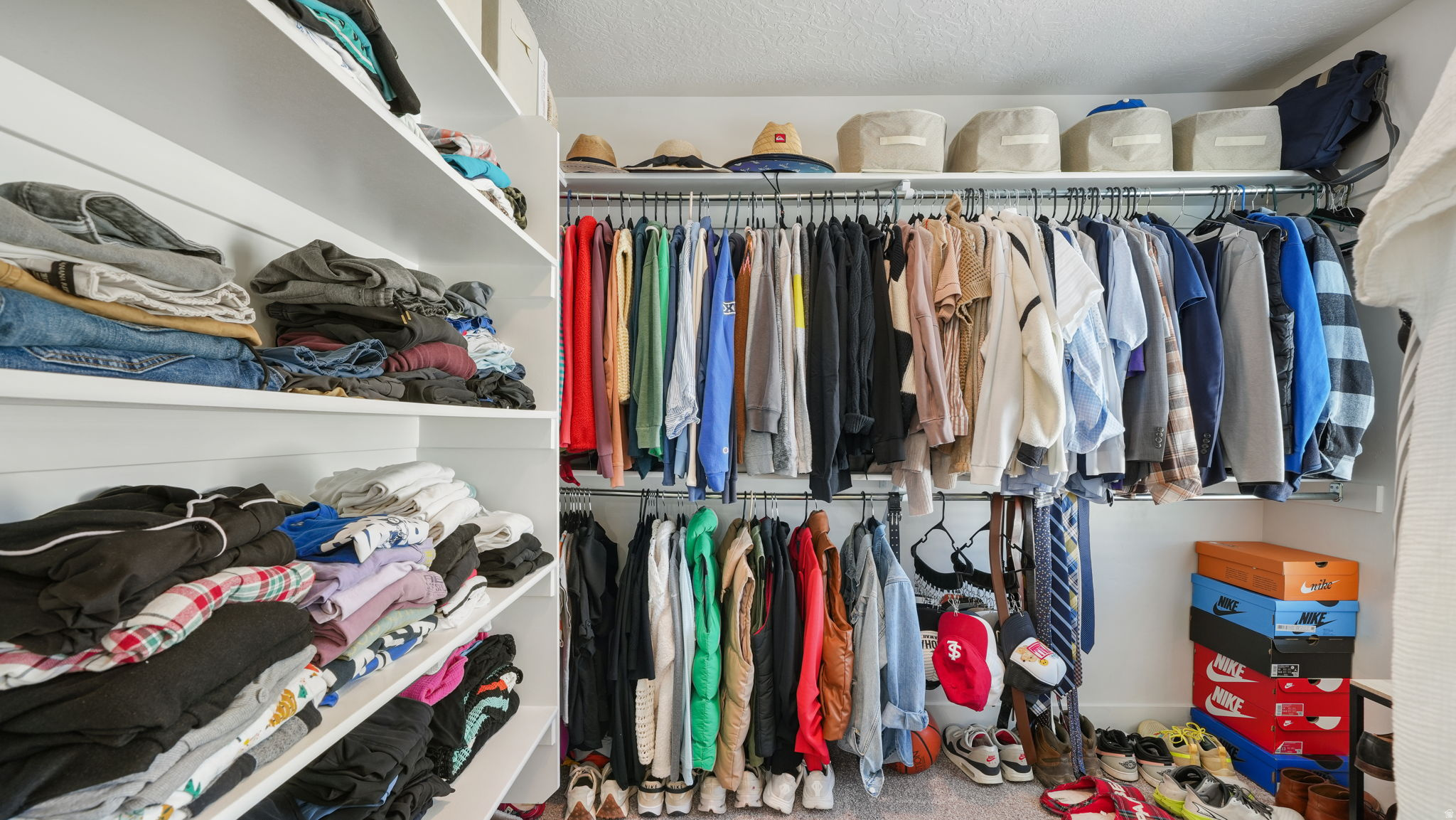 BEACON POINTE - Residential