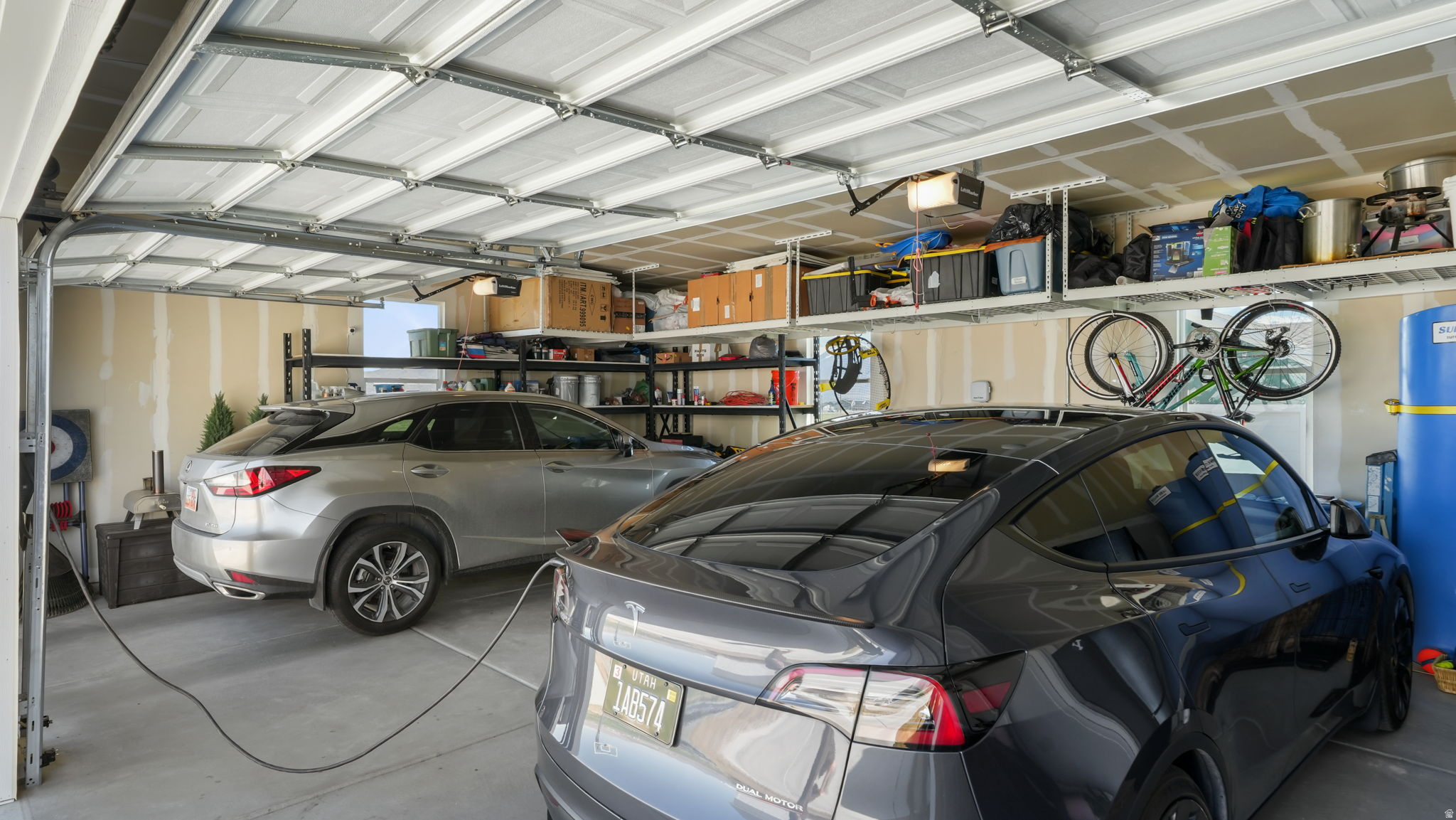 BEACON POINTE - Residential