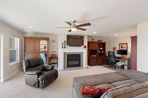 Tiny photo for 836 N PINEHURST DR W, Midway, UT 84049 (MLS # 2155261)