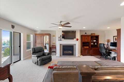 Tiny photo for 836 N PINEHURST DR W, Midway, UT 84049 (MLS # 2155261)