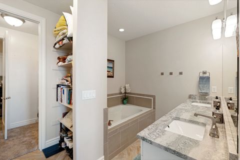 Tiny photo for 836 N PINEHURST DR W, Midway, UT 84049 (MLS # 2155261)