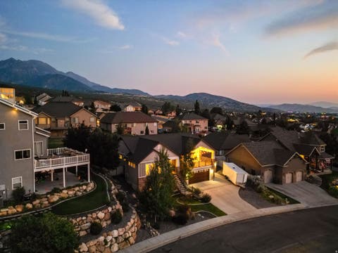 Tiny photo for 1092 E 300 S, Santaquin, UT 84655 (MLS # 2177804)