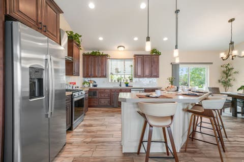 Tiny photo for 1092 E 300 S, Santaquin, UT 84655 (MLS # 2177804)