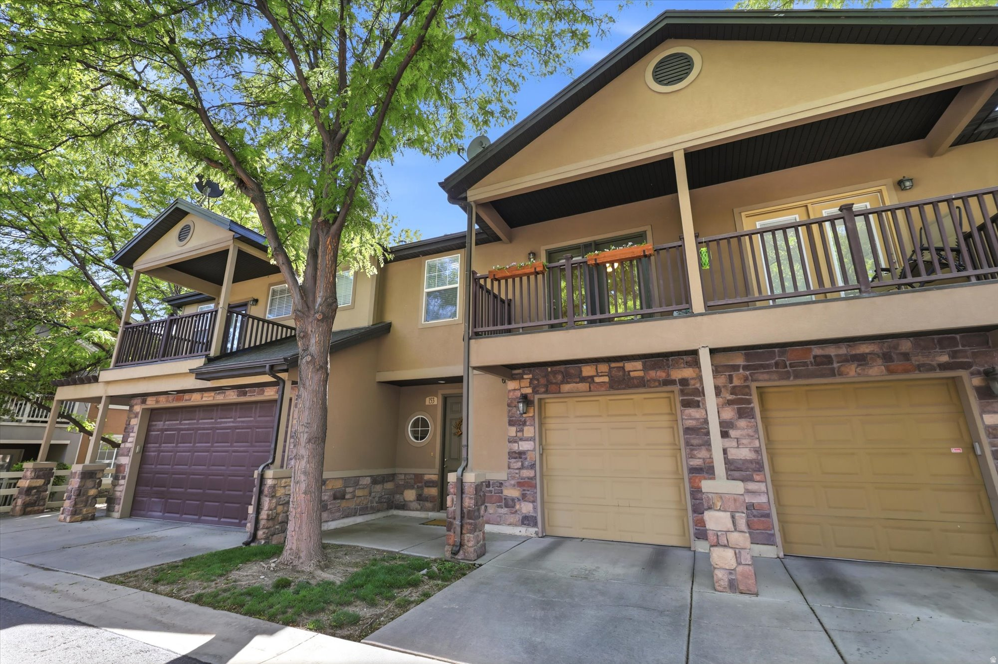 THE GABLES AT PLEASANT GROVE - Residential