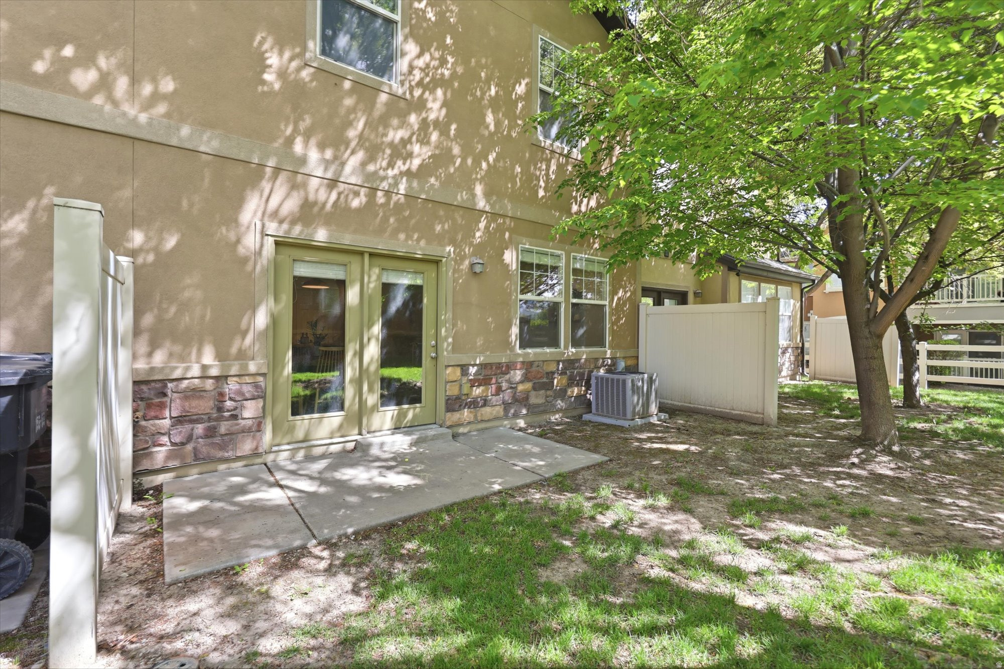 THE GABLES AT PLEASANT GROVE - Residential