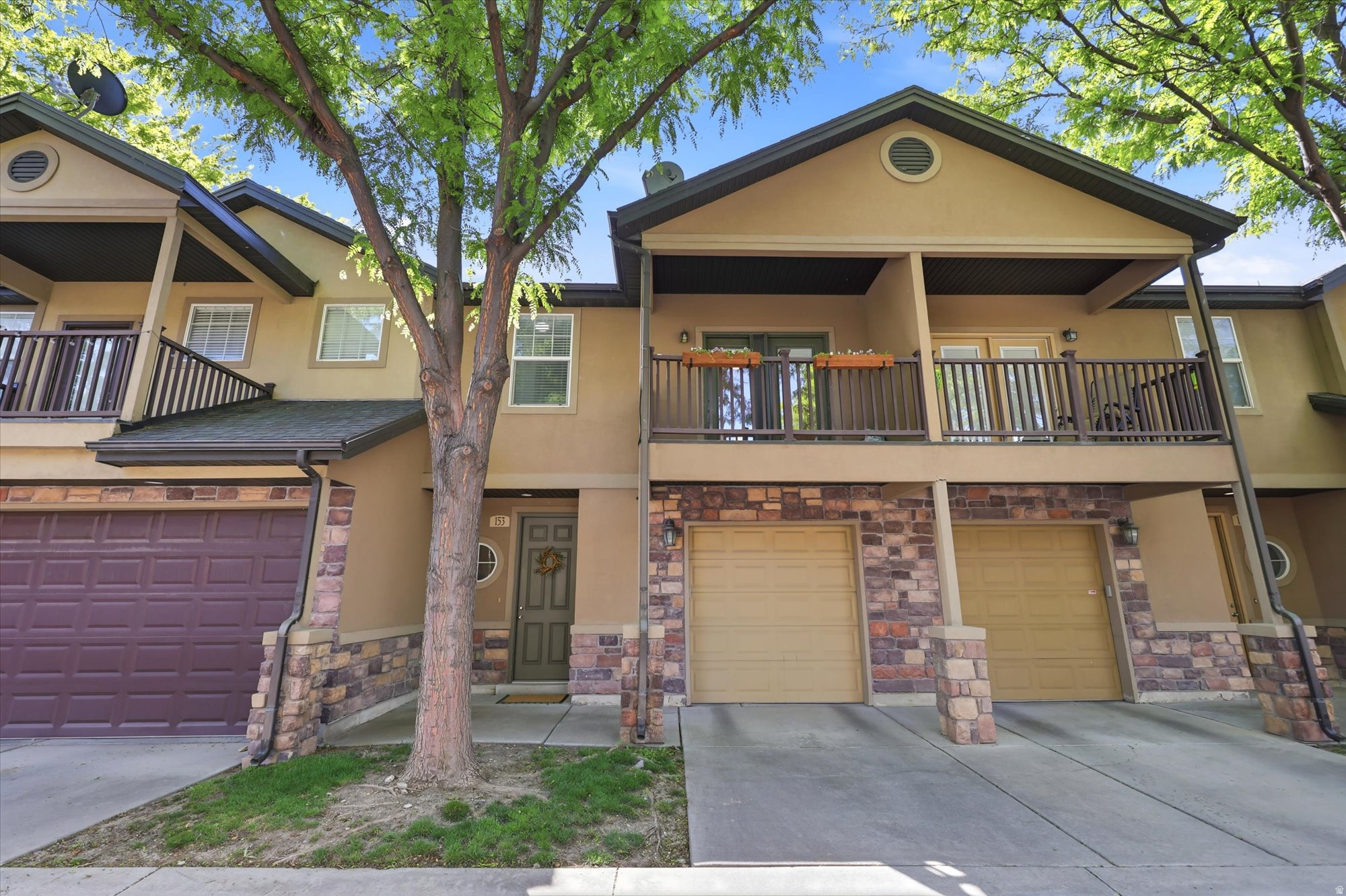 THE GABLES AT PLEASANT GROVE - Residential