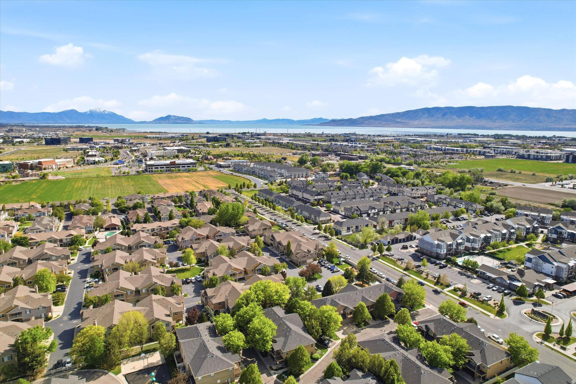 THE GABLES AT PLEASANT GROVE - Residential