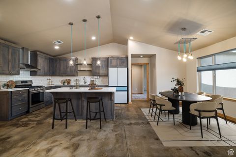 Tiny photo for 812 N PALISADE DR, Moab, UT 84532 (MLS # 2107294)