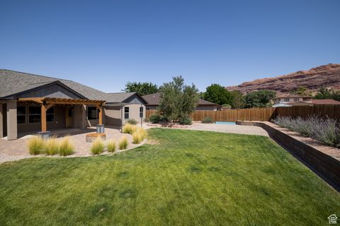 Tiny photo for 812 N PALISADE DR, Moab, UT 84532 (MLS # 2107294)