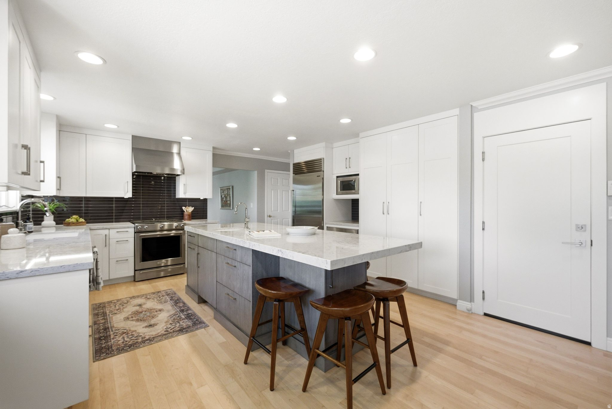 SOMERSET SOUTH SUB. - Residential