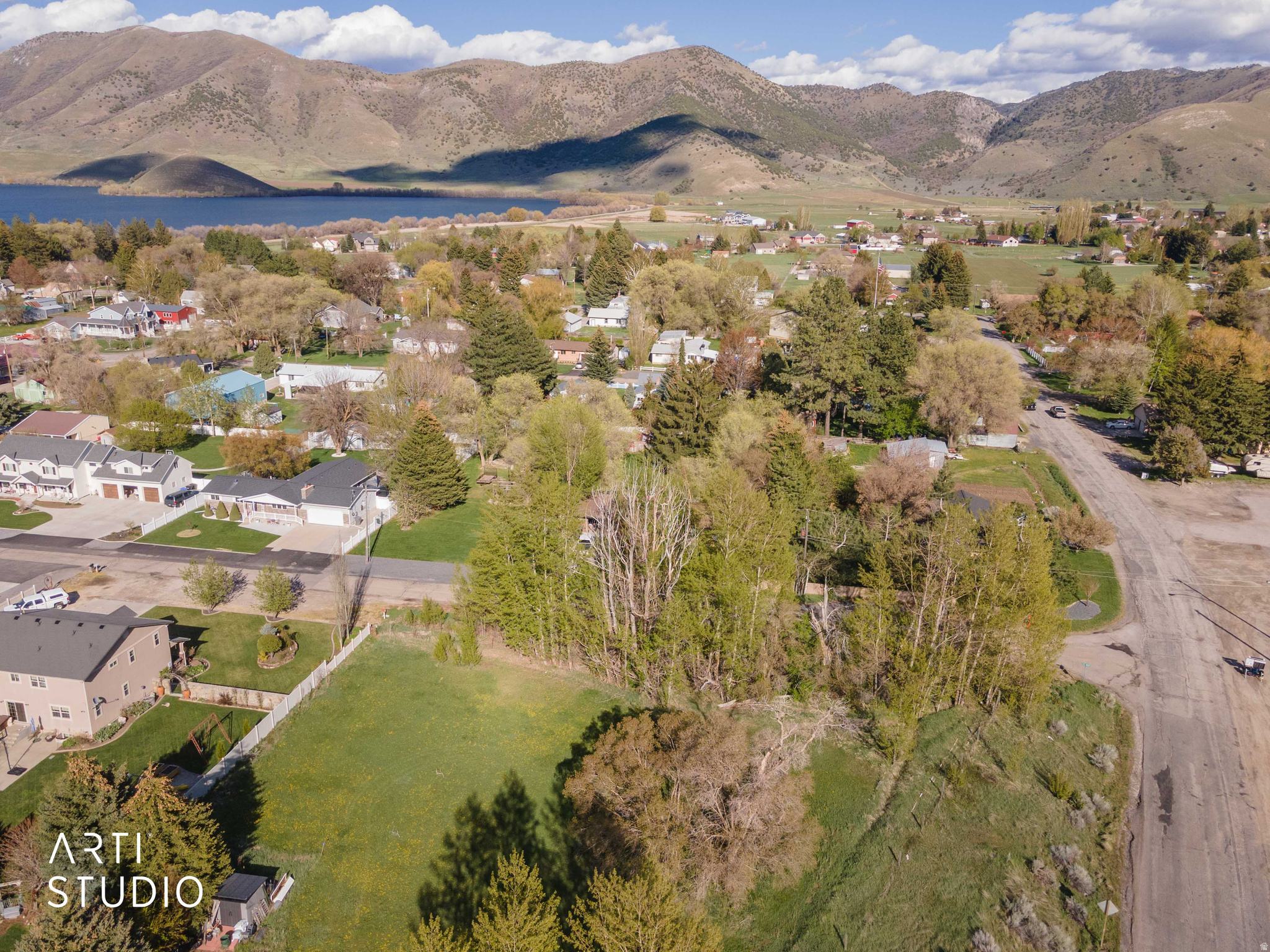 RASMUSSEN RIDGE - Land