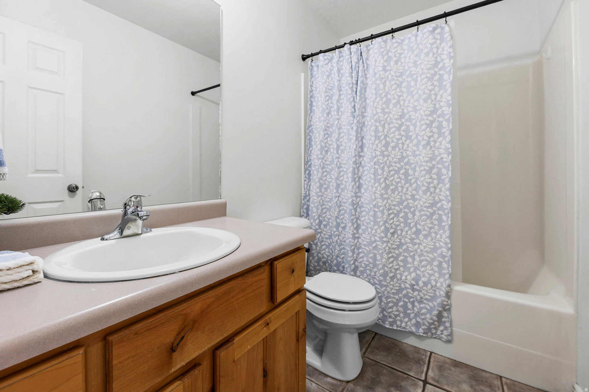 OVERLAKE ESTATES - Residential