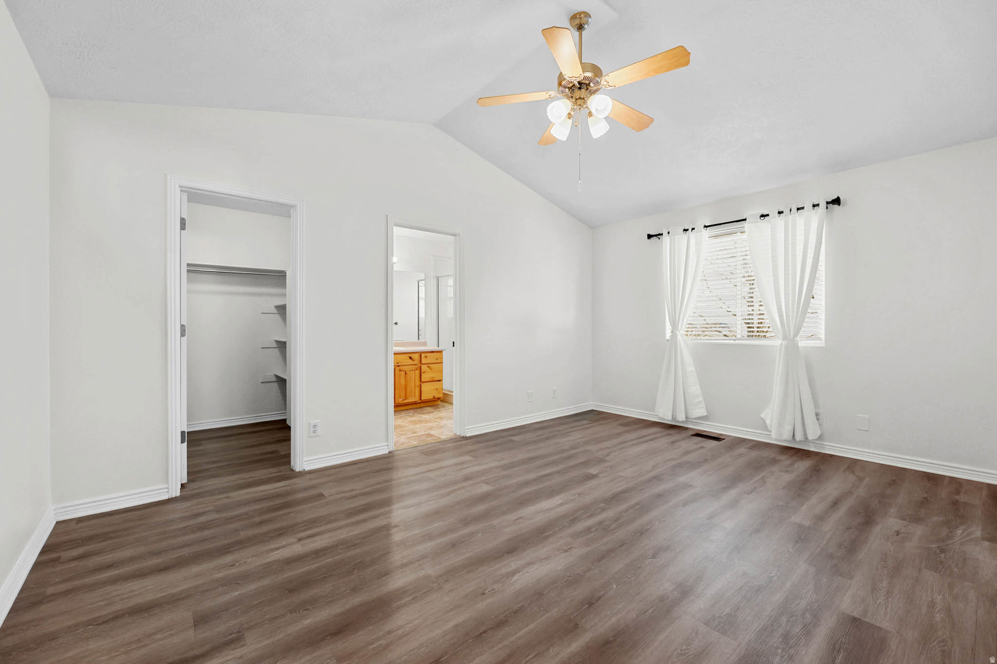 OVERLAKE ESTATES - Residential