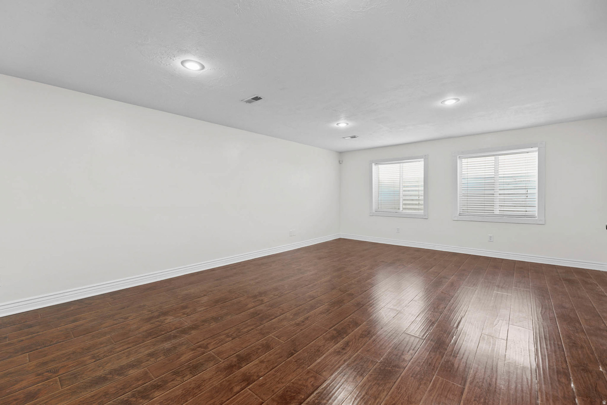 OVERLAKE ESTATES - Residential