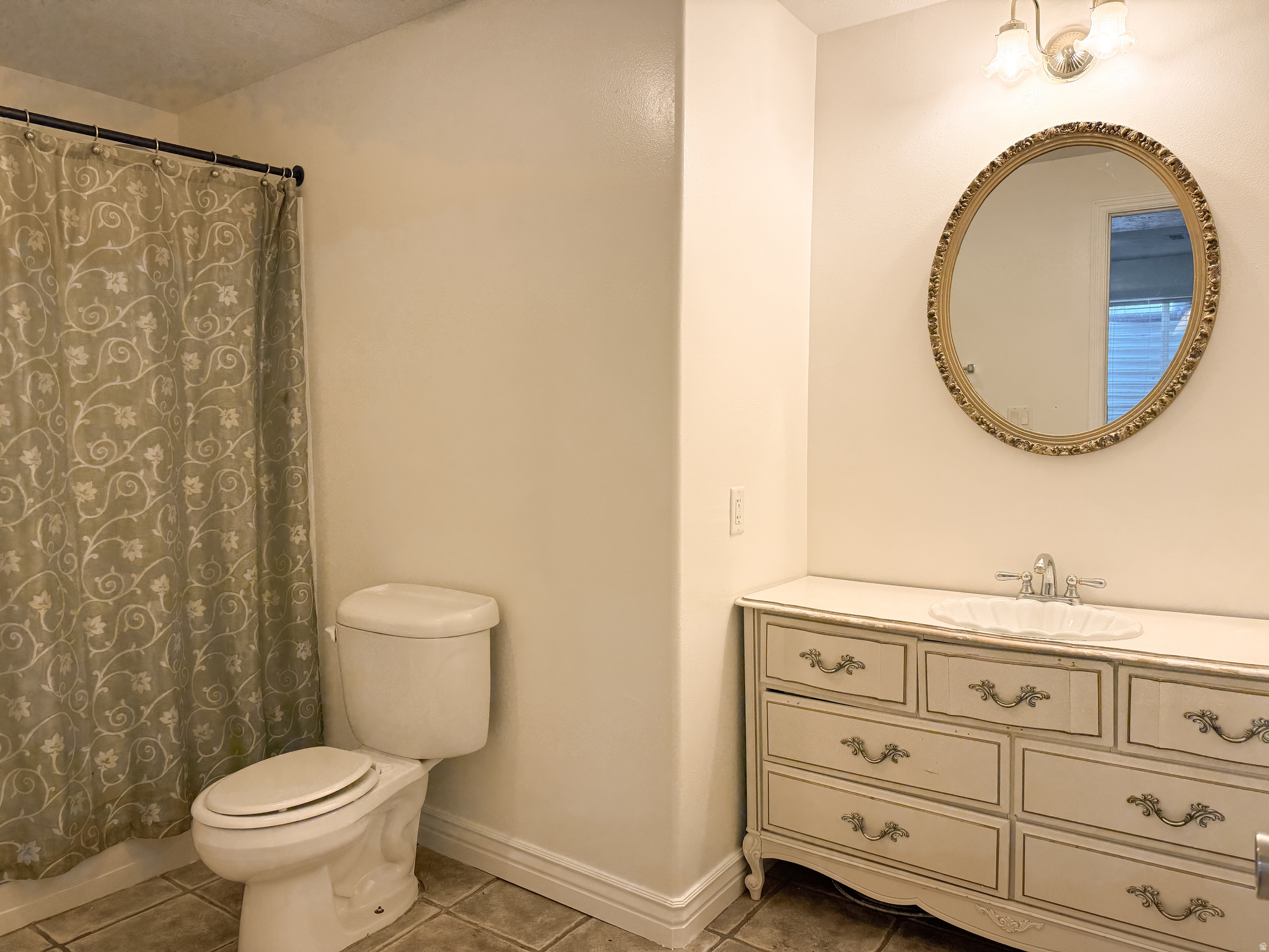 OVERLAKE ESTATES - Residential