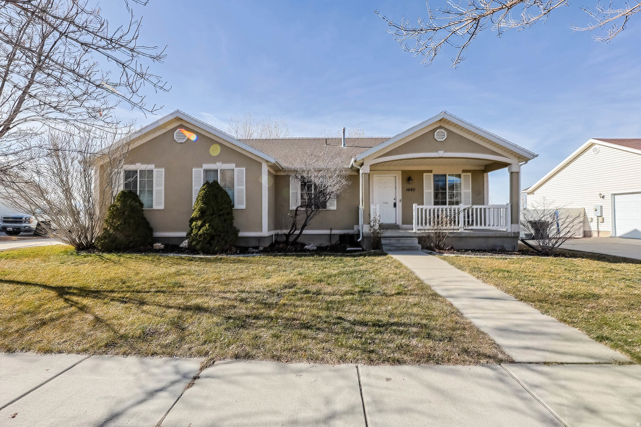 OVERLAKE ESTATES - Residential