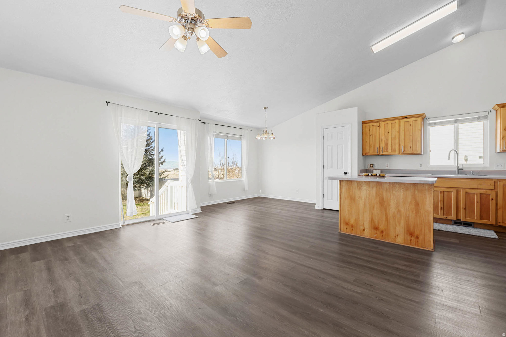 OVERLAKE ESTATES - Residential