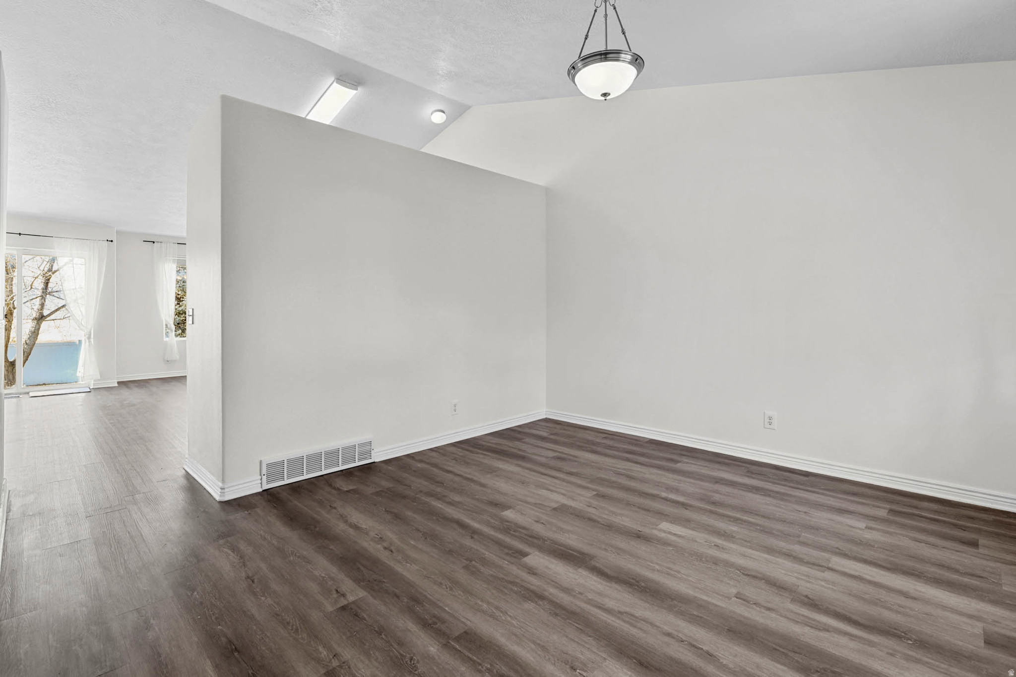 OVERLAKE ESTATES - Residential