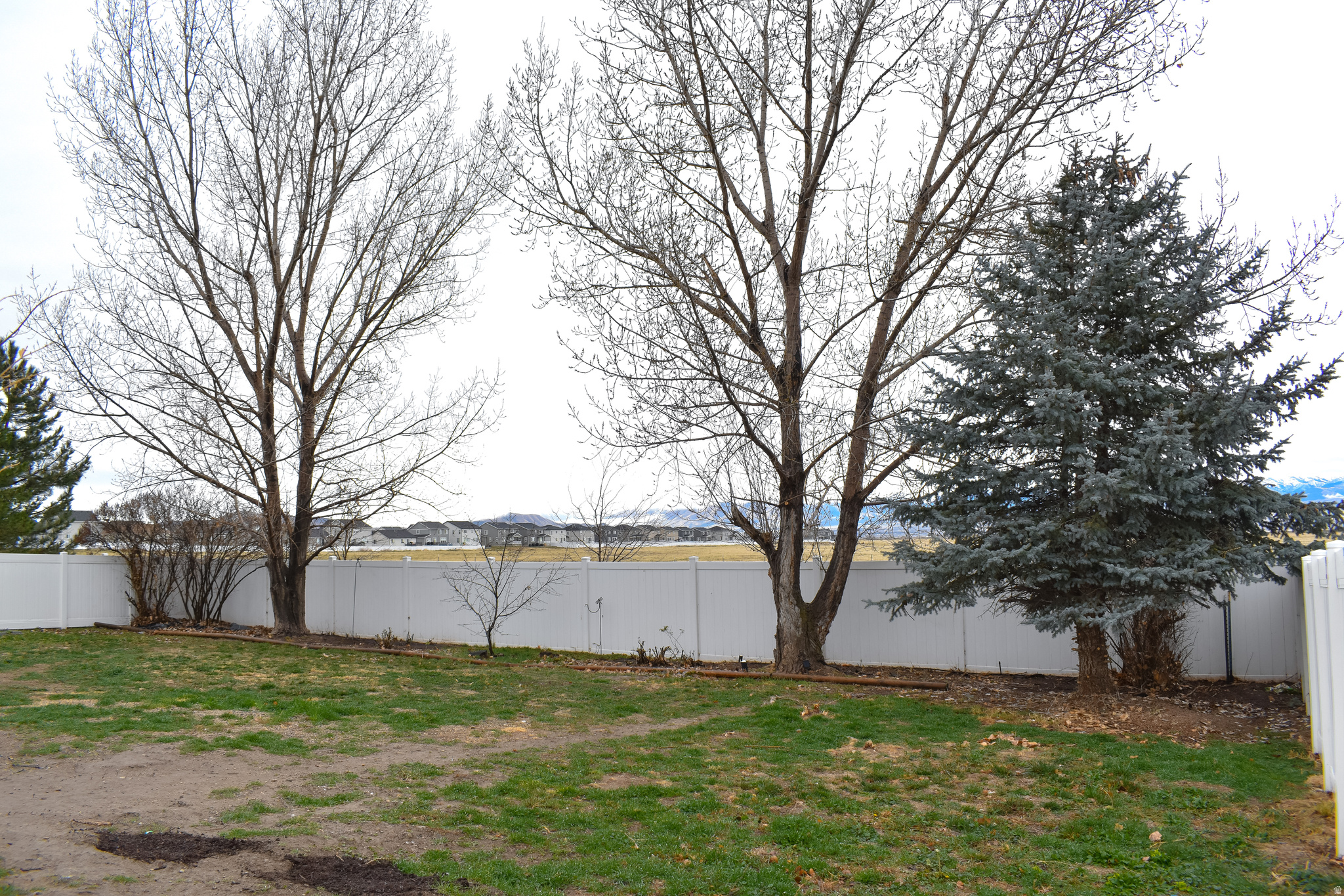 OVERLAKE ESTATES - Residential