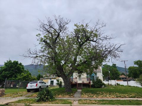 Tiny photo for 165 S 100 E, Kaysville, UT 84037 (MLS # 2158665)