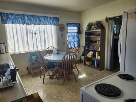 Tiny photo for 165 S 100 E, Kaysville, UT 84037 (MLS # 2158665)