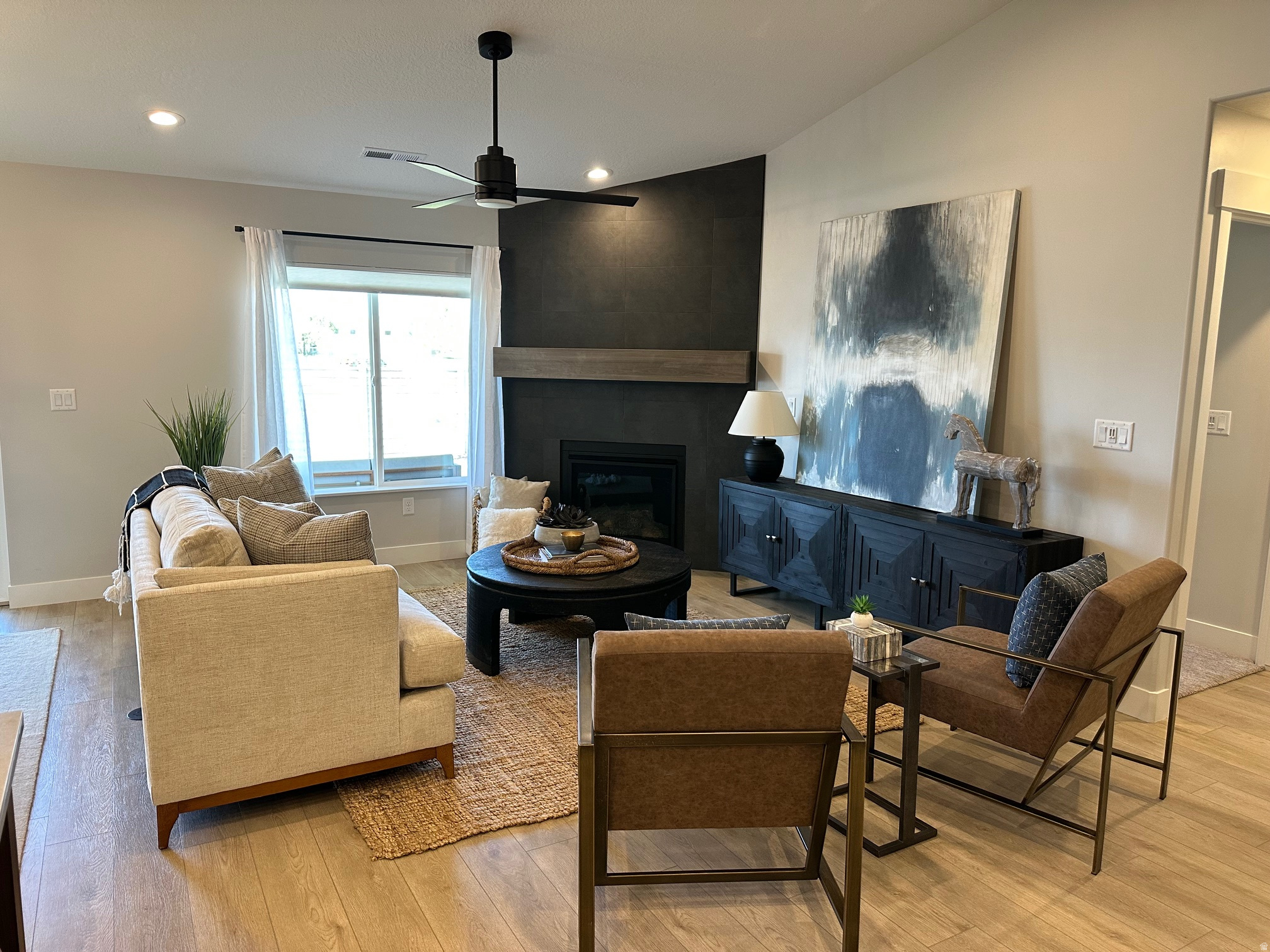 SADIE'S GLENN - Residential