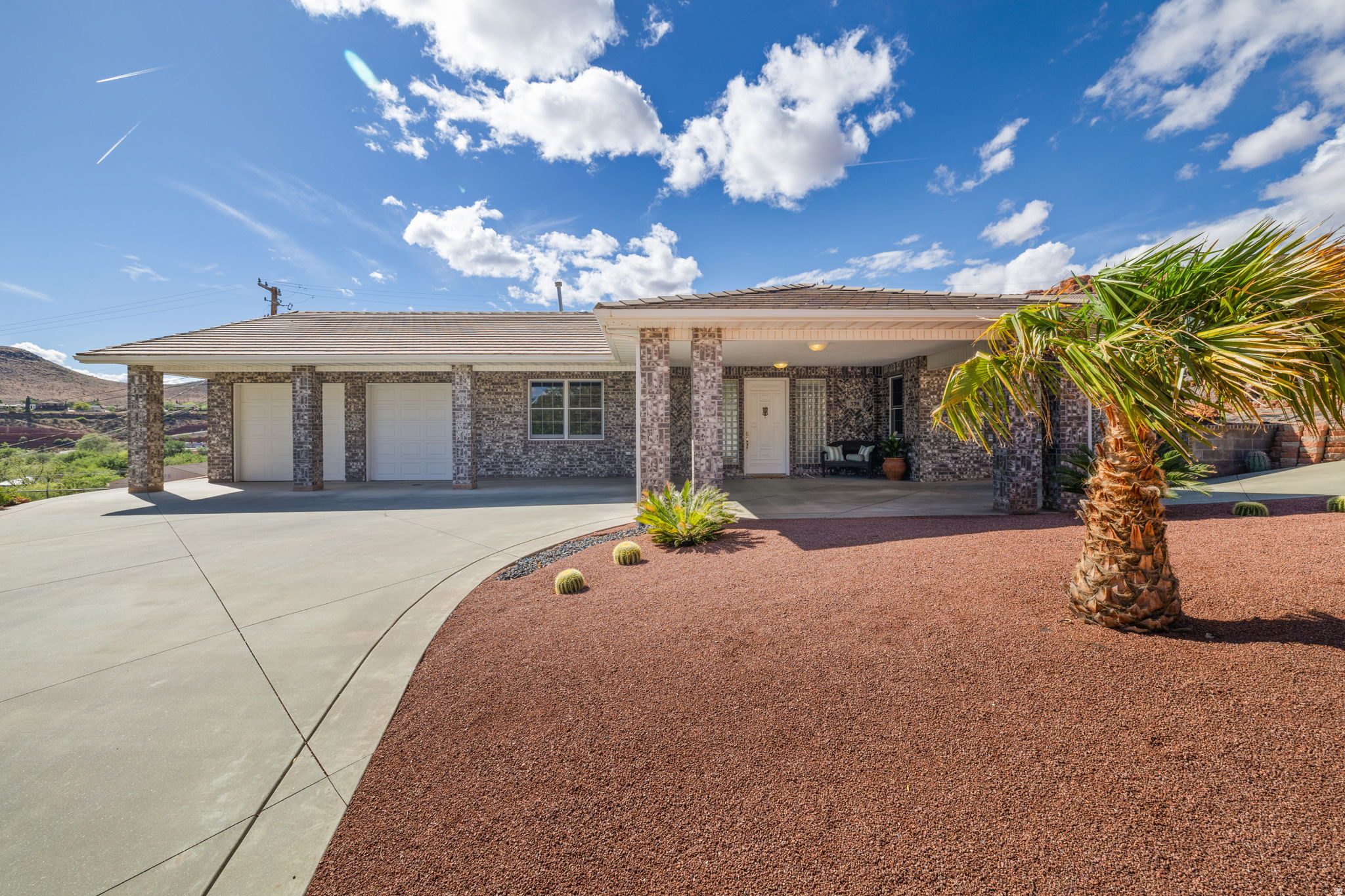 SANDSTONE TERRACE - Residential