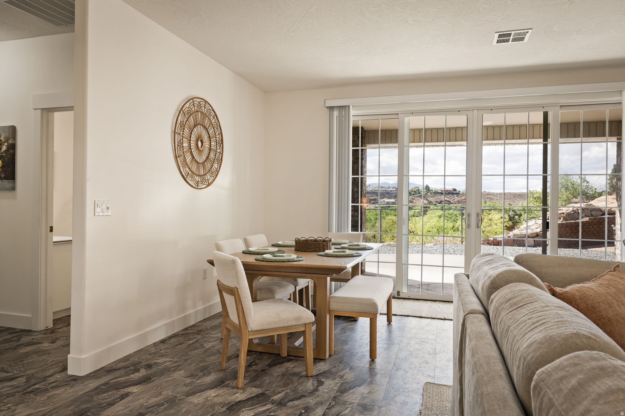 SANDSTONE TERRACE - Residential