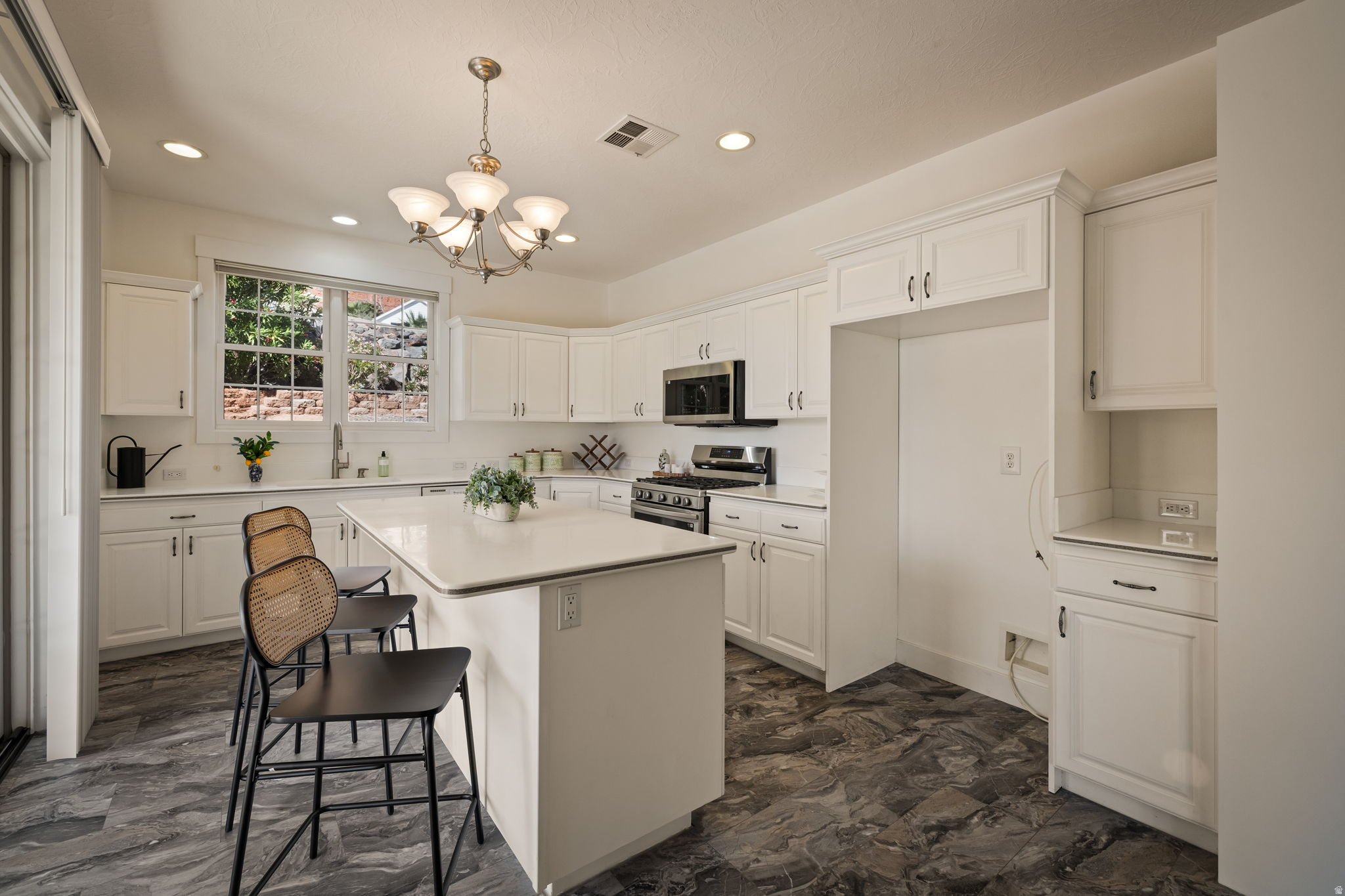 SANDSTONE TERRACE - Residential