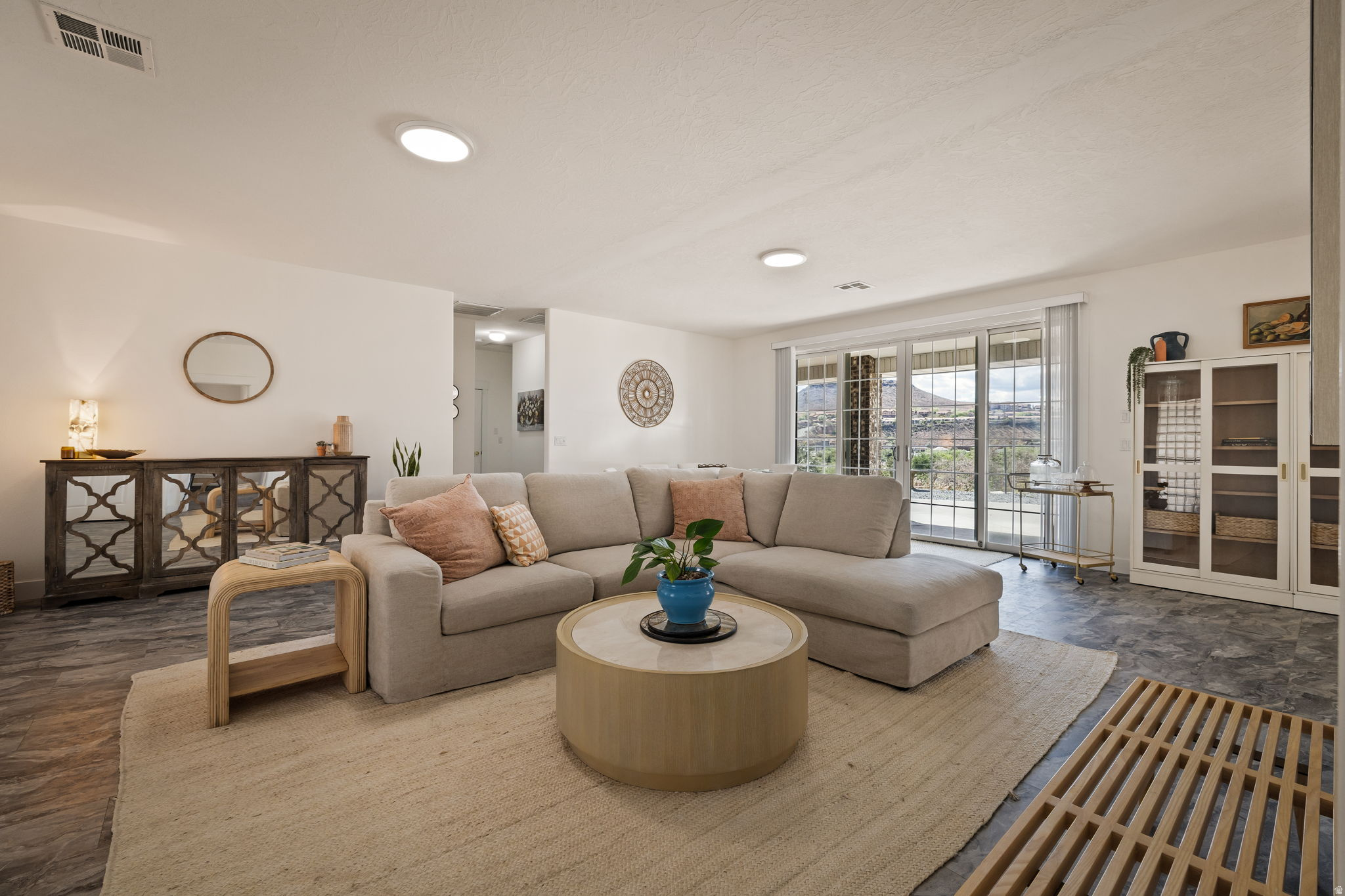 SANDSTONE TERRACE - Residential