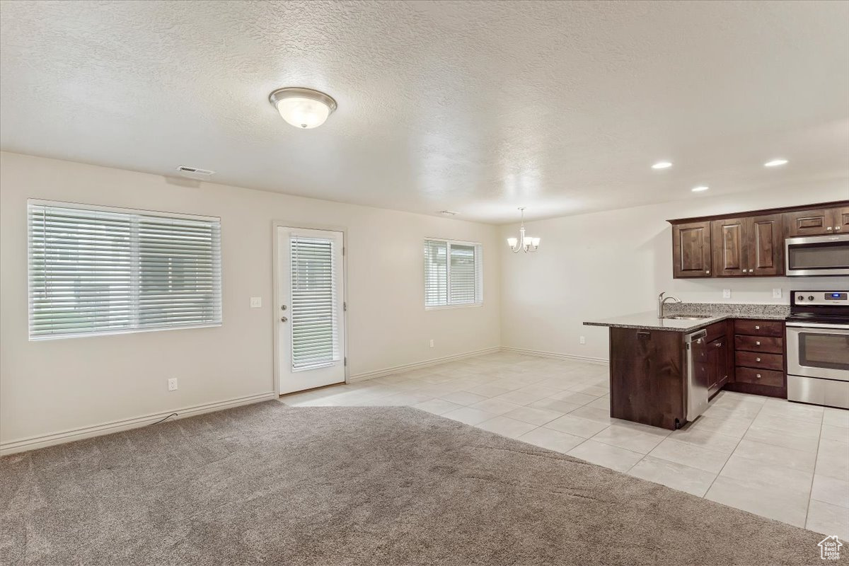 SANDY POINT TOWNHOME - Residential