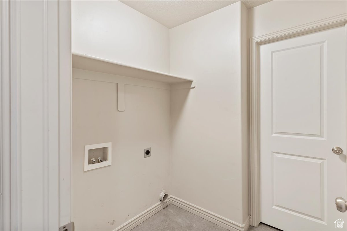 SANDY POINT TOWNHOME - Residential