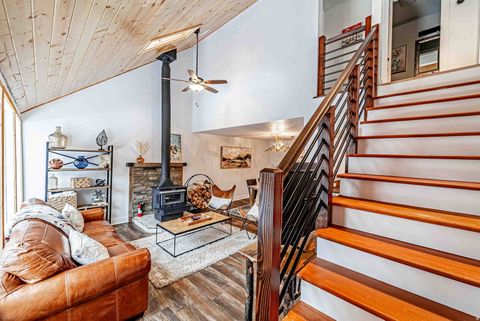 Tiny photo for 1423 BASEL DR, Midway, UT 84049 (MLS # 2156865)