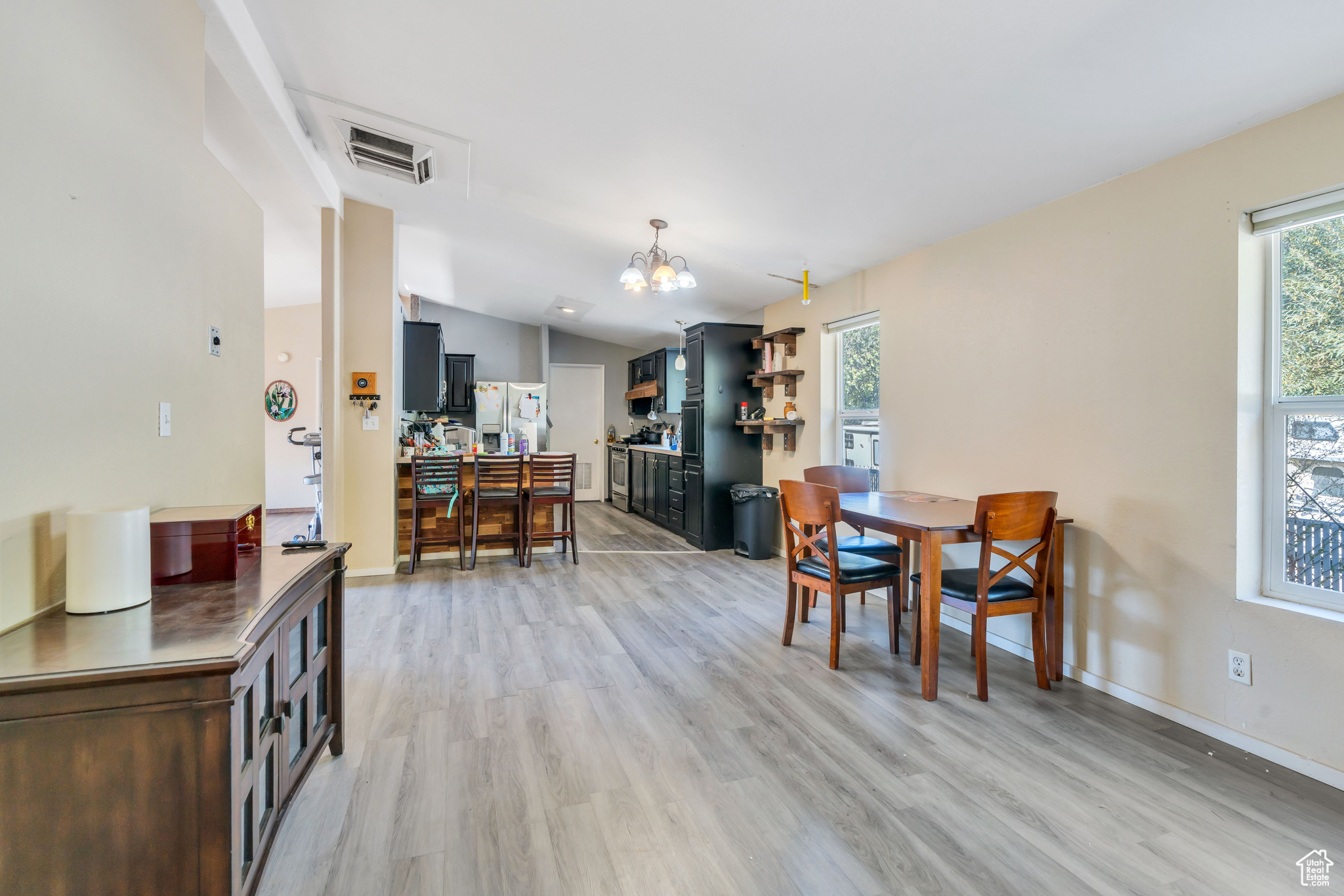 OAKBROOK - Residential