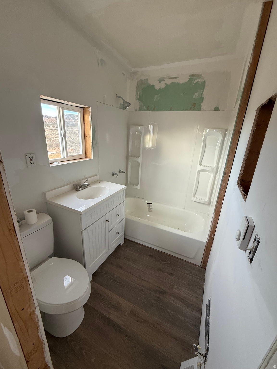 CEDAR HILLS - Residential