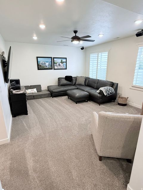 Tiny photo for 1073 BLACKSTONE DR, Fruit Heights, UT 84037 (MLS # 2150956)